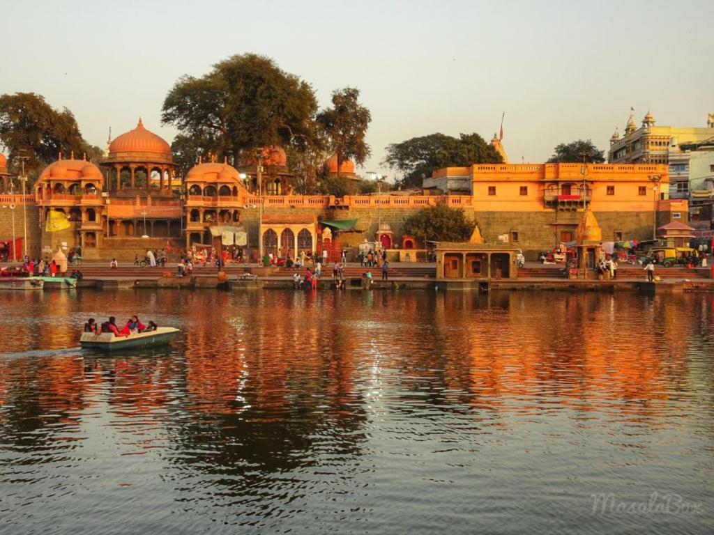 Hotel Jain Shree Ujjain Buitenkant foto