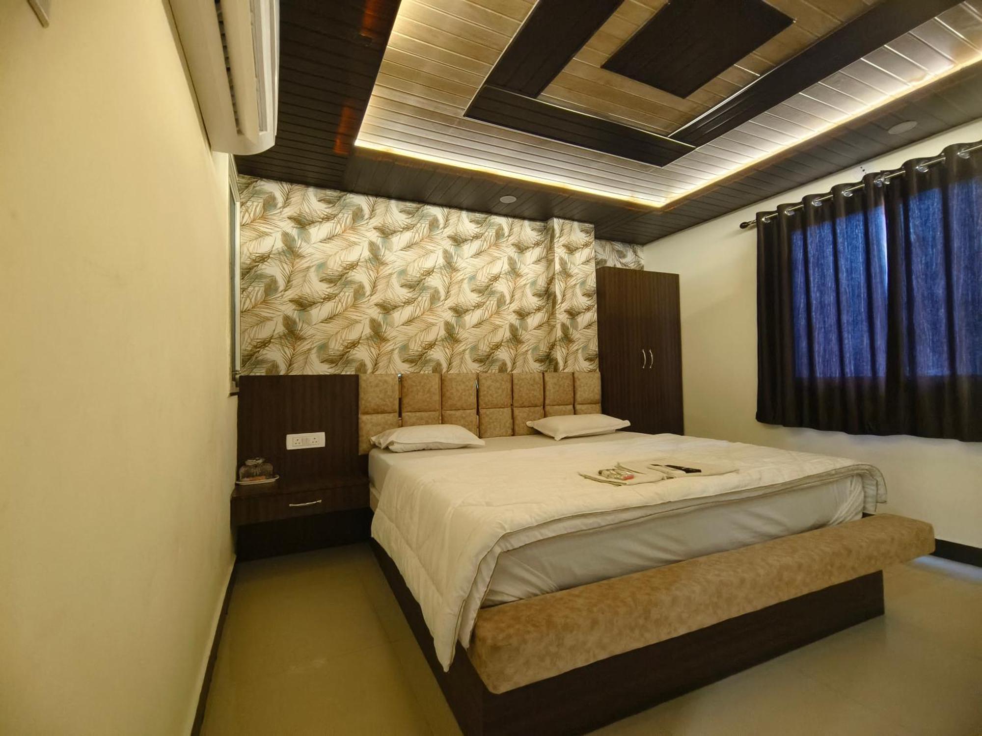Hotel Jain Shree Ujjain Buitenkant foto